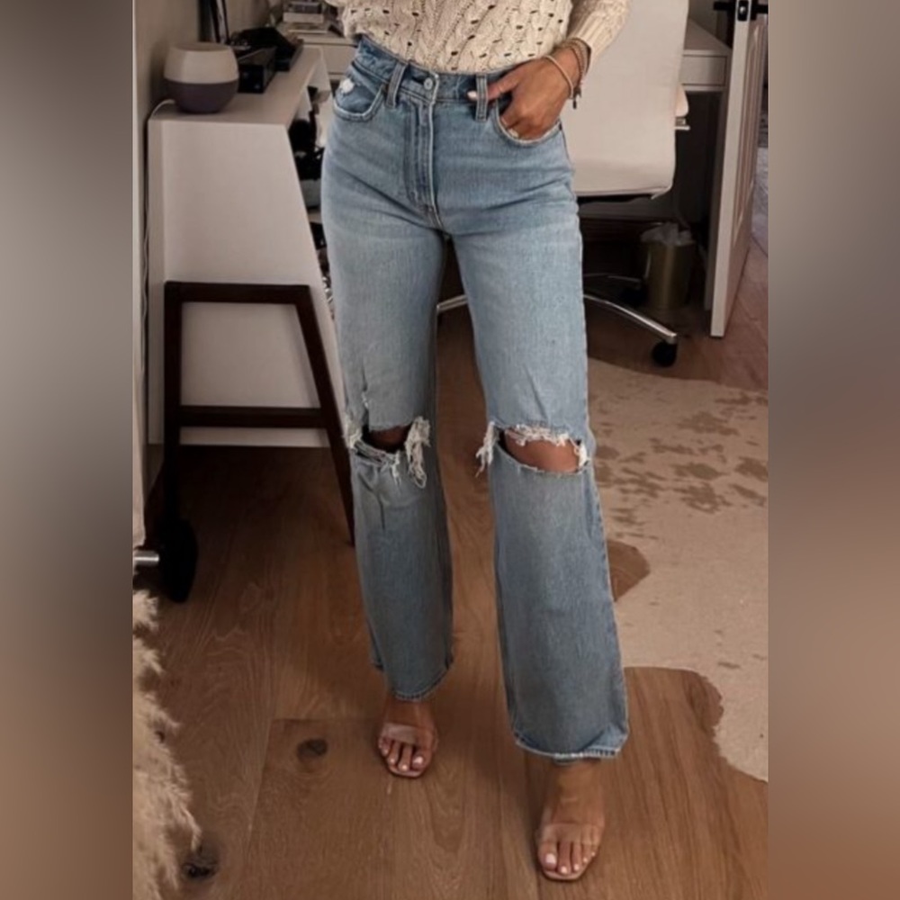 *SOLD* Ultra High Rise 90s Relaxed Jeans - Picture 2 of 6